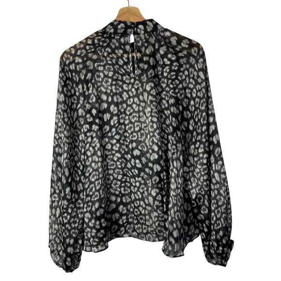 Worthington Dark Gray & White Leopard Print High Neck Long Sleeve Blouse M - Picture 2 of 5